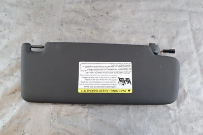 AUDI RS3 QUATTRO 2018 8V 2,5 T DAZA OEM LH lado del conductor parasol conjunto #1627 Foto 1 de 4