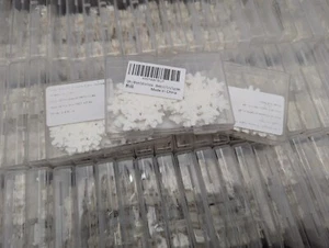 Venta al por mayor Paquete Comestible Copo de Nieve Decoración para Pasteles 50 un. x 40 Paquetes - Imagen 1 de 10
