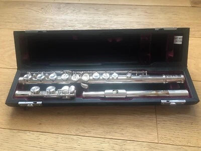 Flauto Traverso professionale, Yamaha YFL-617 totalmente in Argento 925! - Immagine 1 di 3