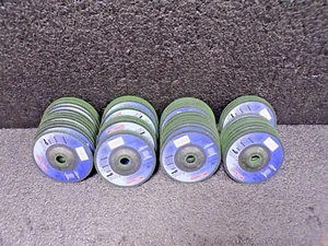 4" Coated Fiber Disc, 5/8" Mounting Hole Size, Coarse, 60 Grit, 50PK (TS) - Picture 1 of 8