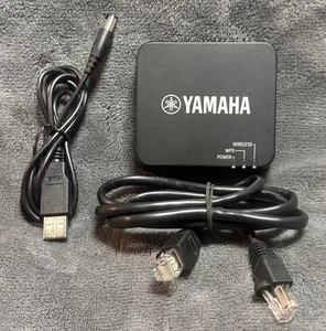 Adaptador de transmisión de audio de red estéreo inalámbrica Yamaha YWA-10 se enciende, sin probar - Imagen 1 de 4