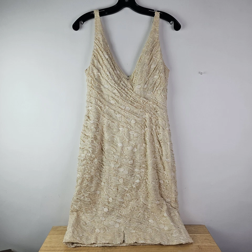 Vestido Carmen Marc Valvo Signature Marfil Sin Mangas Cuello Lateral Cremallera Talla 10 Cuentas Foto 1 de 4