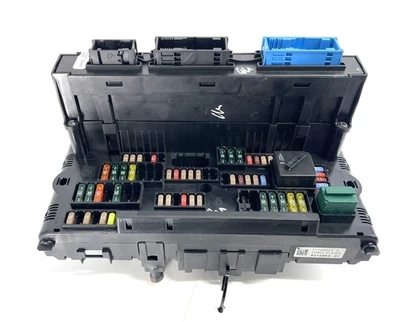 Bmw X3 Xdrive20d Se F25 2010 2.0 FUSE BOX 9210863 - Image 1 of 4