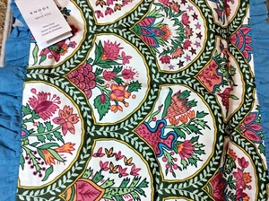 West Elm Rhode Mushroom Ruffle 18x18 Pillow Cover NEW! Red Plum 100% Cotton - Picture 1 of 1