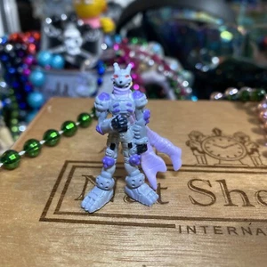 Digimon LOBOMON 1.5" Plastic Mini Figure, H-T 02 Bandai SERIES 4 RAREST - Picture 1 of 4