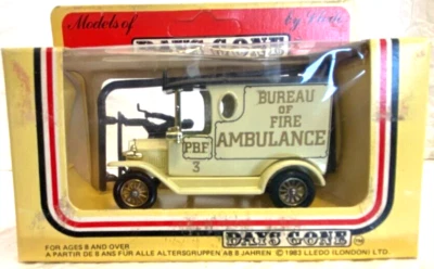 NIB Vintage 1983 Lledo Days Gone Bureau of Fire Ambulance PBF3 1920 Ford Model T - Image 1 of 4