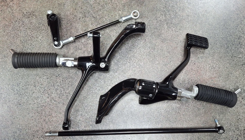 OEM Genuine Harley-Davidson Sportster XL 1200 883 Forward Controls 50700021 USED - Изображение 1 из 1