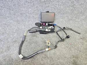 POSITIVE BATTERY TERMINAL JUNCTION BLOCK HYUNDAI GENESIS 2009-2014 91940-3M360 - Picture 1 of 4