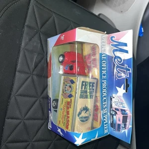 NY METS WB MASON 2019 TOY TRUCK - Picture 1 of 4