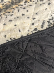 Minky Couture Everywhere Decke - Schwarz/Gepard - Nagelneu Nie Benutzt - Bild 1 von 3