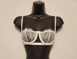 Fashion Nova First Date Lace Bra White Lace Strappy Medium - Picture 1 of 7