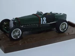 Scala 1:43 1933 Bugatti tipo 59 sei ruote di Brumm n. R 173 - Foto 1 di 8