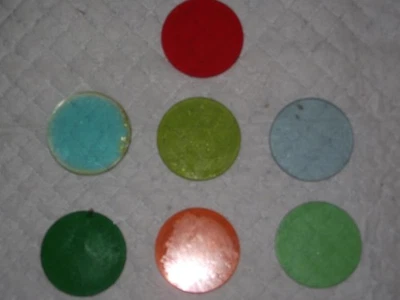 WALZ 32MM COLOR 7 FILTER SET, RED, LT GREEN, MED GREEN, DK GREEN LT BLUE DK BLUE - Image 1 of 3