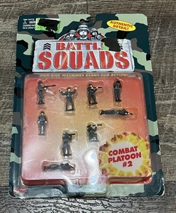 Galoob Battle Squads Combat Platoon #2 WWII 1" Action Figur Set 1997 - Bild 1 von 3