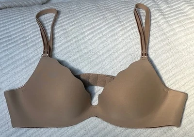 b.tempt’d Women’s b.wow’d Convertible Beige Push Up Bra Leopard Inside Size 32A - Image 1 of 4