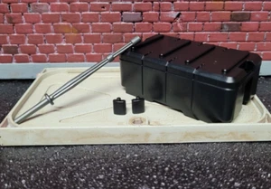 Ostrich Express FAV-BX02 1/18 Street Weapons: Black Crate w/weapon - Picture 1 of 5