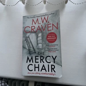 The Mercy Chair by M.W. Craven Paperback Book - Bild 1 von 2