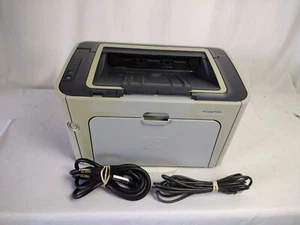 Impresora láser para grupos de trabajo HP P1505 LaserJet probada totalmente funcional. - Imagen 1 de 9