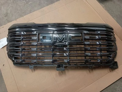 Grille Center Denali Ultimate Fits 22-23 SIERRA DENALI 1500 3049794 - Image 1 of 3
