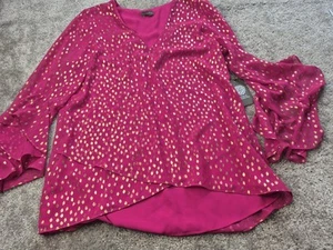 Top donna Vince Camuto medio stampa metallizzata manica svolazzante rosa fucsia nuovo con etichette - Foto 1 di 11