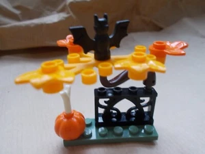 LEGO HALLOWEEN PUMPKIN GLOW IN THE DARK STEM BAT TREE AUTUMN LEAVES HARRY POTTER - Picture 1 of 8