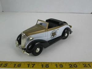 Liberty Classics 1937 Chevy Die-Cast Car Pabst Brewing Co 150 Coin Bank w Key - Picture 1 of 12