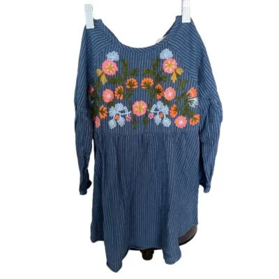 Mimi & Maggie Floral Embroidered Dress Size 6 - Image 1 of 4