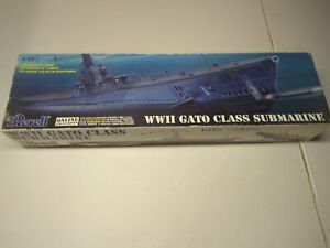 Revell 85-0384 WWII Gato Class Submarine 1/72 scale (2006)