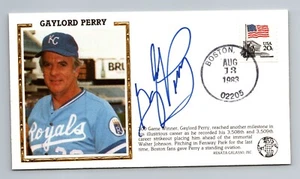 GAYLORD PERRY Auto Signed Autograph HOF Stamp Silk Cachet Envelope KC ROYALS - Picture 1 of 2