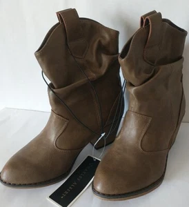 Charles Albert Womens Brown Size 6 Slouchy Cowboy Bootie Boot NWT - Picture 1 of 6