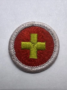 BSA Erste Hilfe Verdienstabzeichen Typ H (1972-02) Kunststoffrücken - Bild 1 von 2