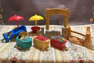 Fisher Price Little People Carrito Herramientas de Comida Mesa con Paraguas Cerca Lote De Colección - Imagen 1 de 18