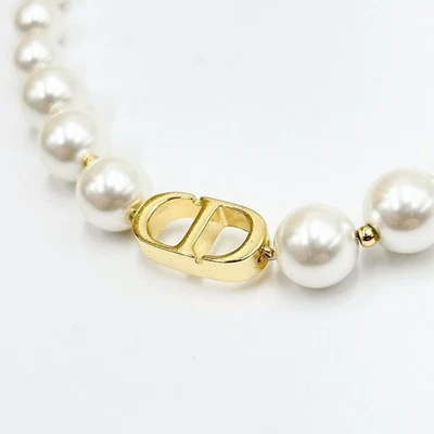 Collar Gargantilla Christian Dior 30 Perlas Montaigne Dorado Usado Sin Caja Foto 1 de 4