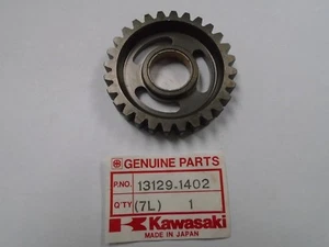 Kawasaki KDX200 Transmission 2nd Output Gear 28T Fits 1983-85 P/N 13129-1402 NEW - Picture 1 of 3