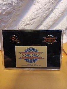 Super Bowl XX 1986 Commemorative Pin Set Chicago Bears RARE Marshall Fields Tag - Picture 1 of 6