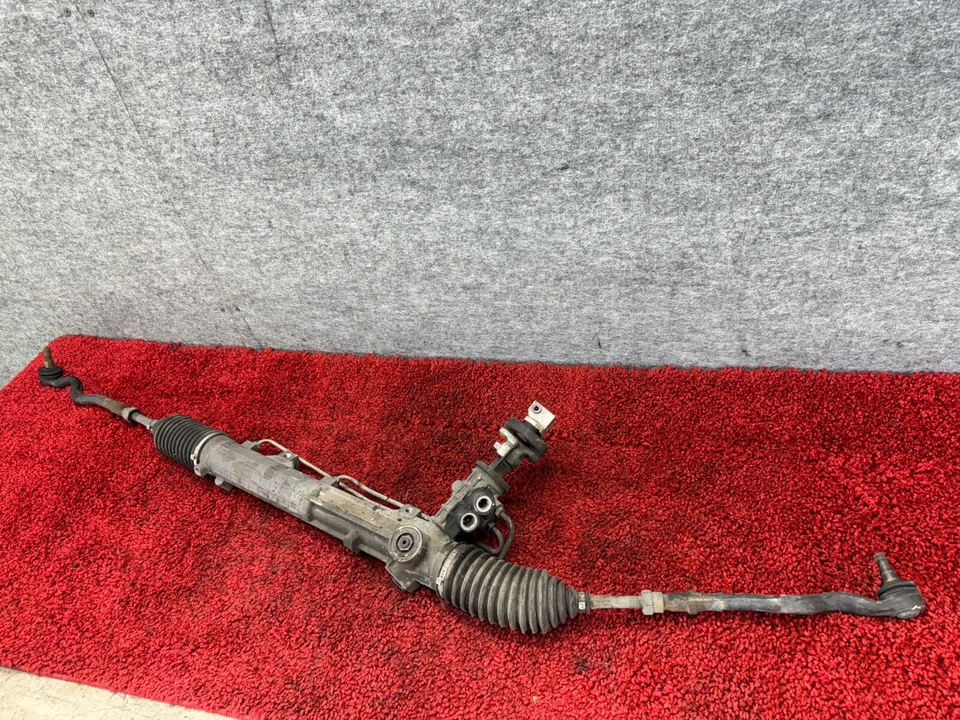 Conjunto de caja de cambios de piñón y cremallera de dirección asistida BMW 2001-2006 E46 M3 FABRICANTE DE EQUIPOS ORIGINALES Foto 1 de 4