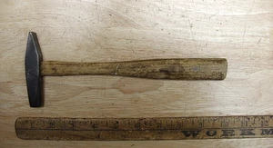 Vntg Unbranded 6.1oz Cross Peen Hammer,3-1/2" Head,9-3/16" Handle,Use & Wear,VGC - Picture 1 of 13