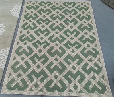 GREEN / BONE 4'-0" x 5'-7" Back Stain Rug, Reduced Price 1172781857 CY6915-234-4 - Image 1 of 4