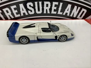 1/18 Autoart Maserati MC12 Road Car White and Blue - Picture 1 of 6