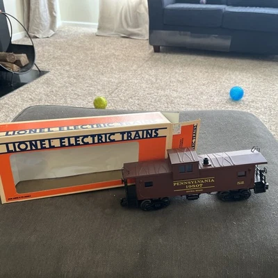 LIONEL 6-19807 #1 PENNSYLVANIA EXT. VISION ~w~ SMOKE ILLUMINATED CABOOSE LK/N - Image 1 of 4