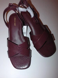 Lane Bryant Womens Platform Maroon Block Heels 3inch Size 12W  - Picture 1 of 8