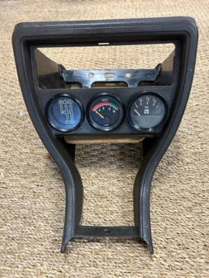 Consola de cambio de radio Audi GLS VW medidores Rat Rod Foto 1 de 4