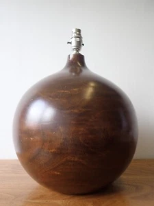 Large wood table lamp - Picture 1 of 20