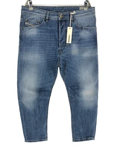 RRP €208 Diesel Men NARROT 0826D Regular-Carrot Fit Jeans Size W27 L32 - Picture 1 of 9