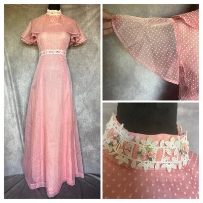 Maxi Vestido Rosa De Colección Años 50 60 S Punteado Suizo Superpuesto Floral Encaje Con Capa MCM Foto 1 de 4