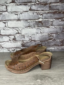 Patricia By Spring Step Tanvi Brown Faux Leather Sandals Woman's Sz 36EU/6M US - Picture 1 of 23