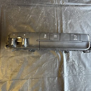 2013-2018 DODGE RAM 1500 FACTORY TRAILER BRAKE CONTROL MODULE SWITCH OEM - Picture 1 of 10
