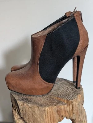 Jessica Simpson Livia Brown Leather Black Fabric Color-block Booties 5.5  - Image 1 of 4
