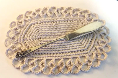 Vintage National Sterling Silver Master Butter Knife Queen's Lace Pattern 1949 - Image 1 of 3