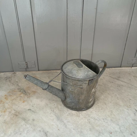 Small antique vintage galvanised metal watering can 3/4 gallon size Cover